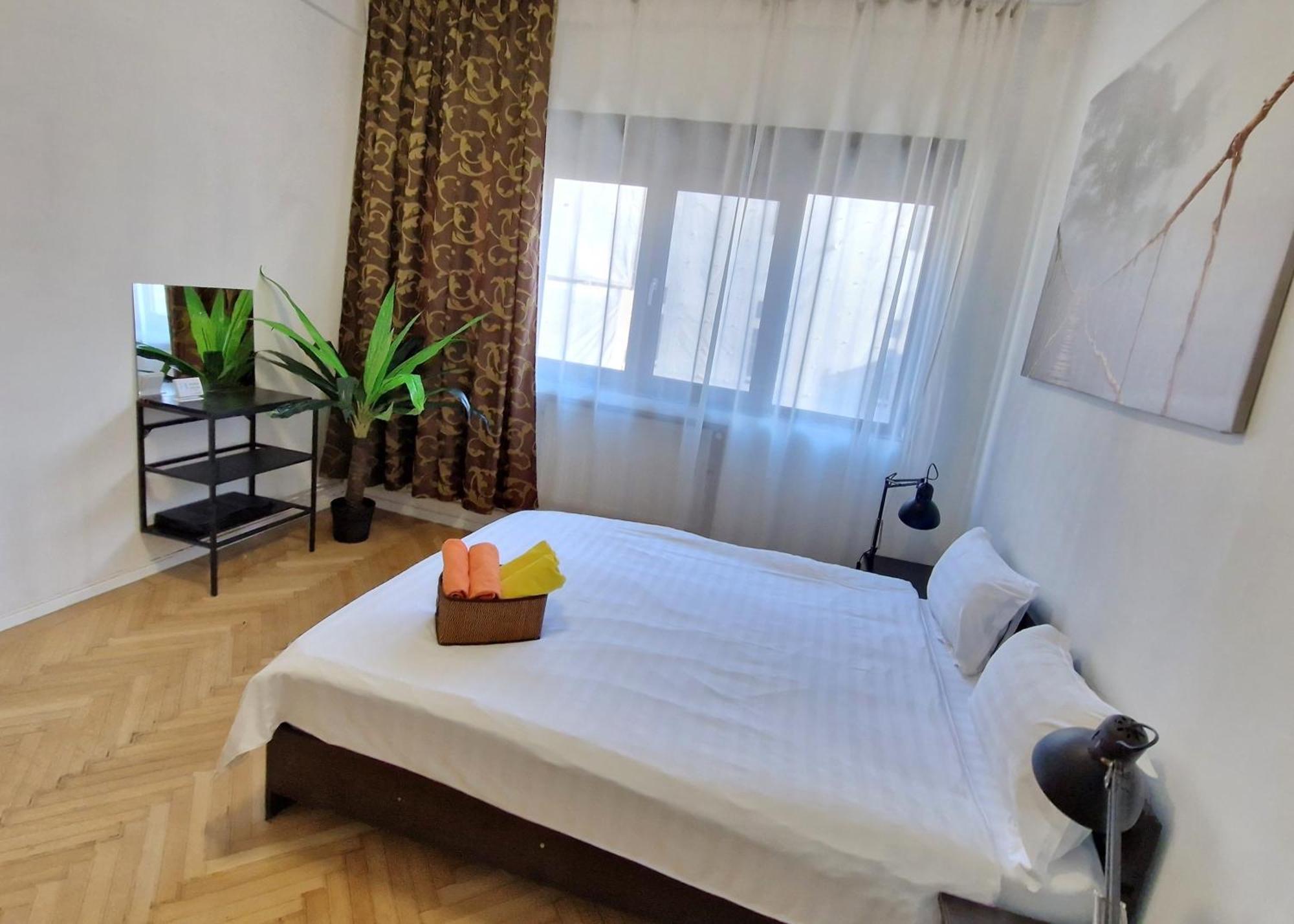 Global Downtown Apartments - Universitate - Calea Victoriei Bucareste Exterior foto